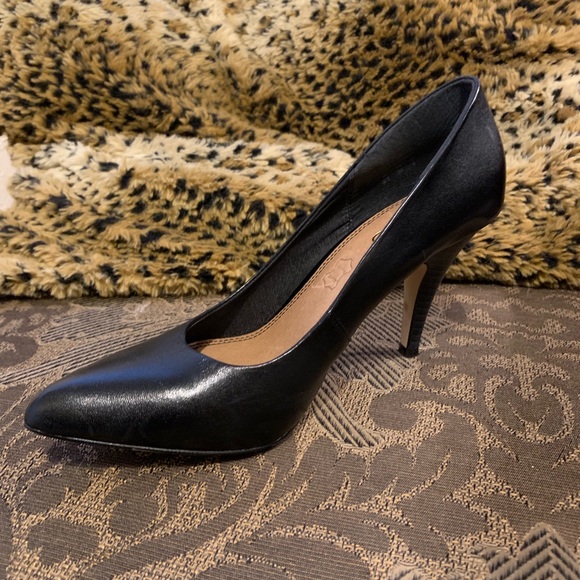 aldo black pumps